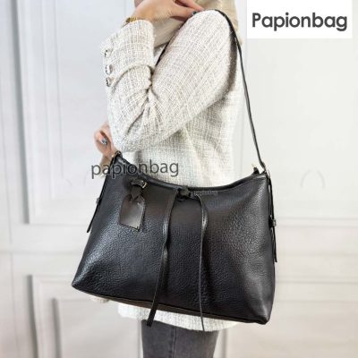 کیف کد 792 به صورت دوشی