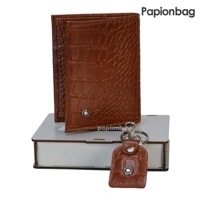 کیف پول و سرکلیدی چرم طبیعی با جعبه چوبی کادویی کد844
